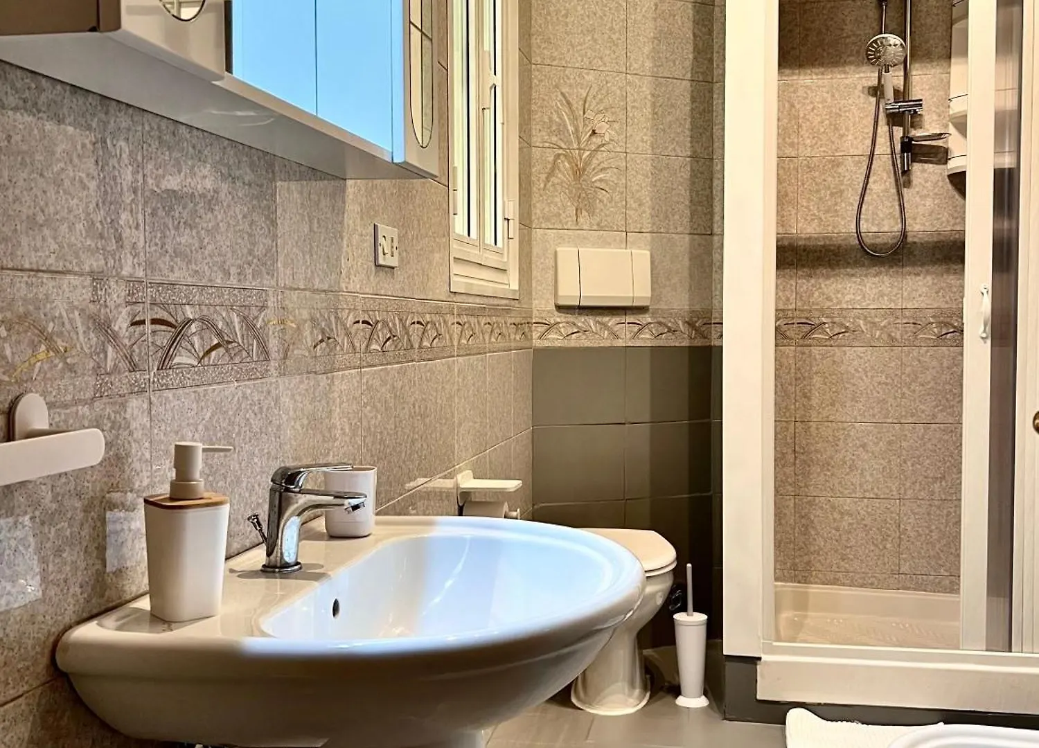 Lilia Charming Flat Apartment Rome