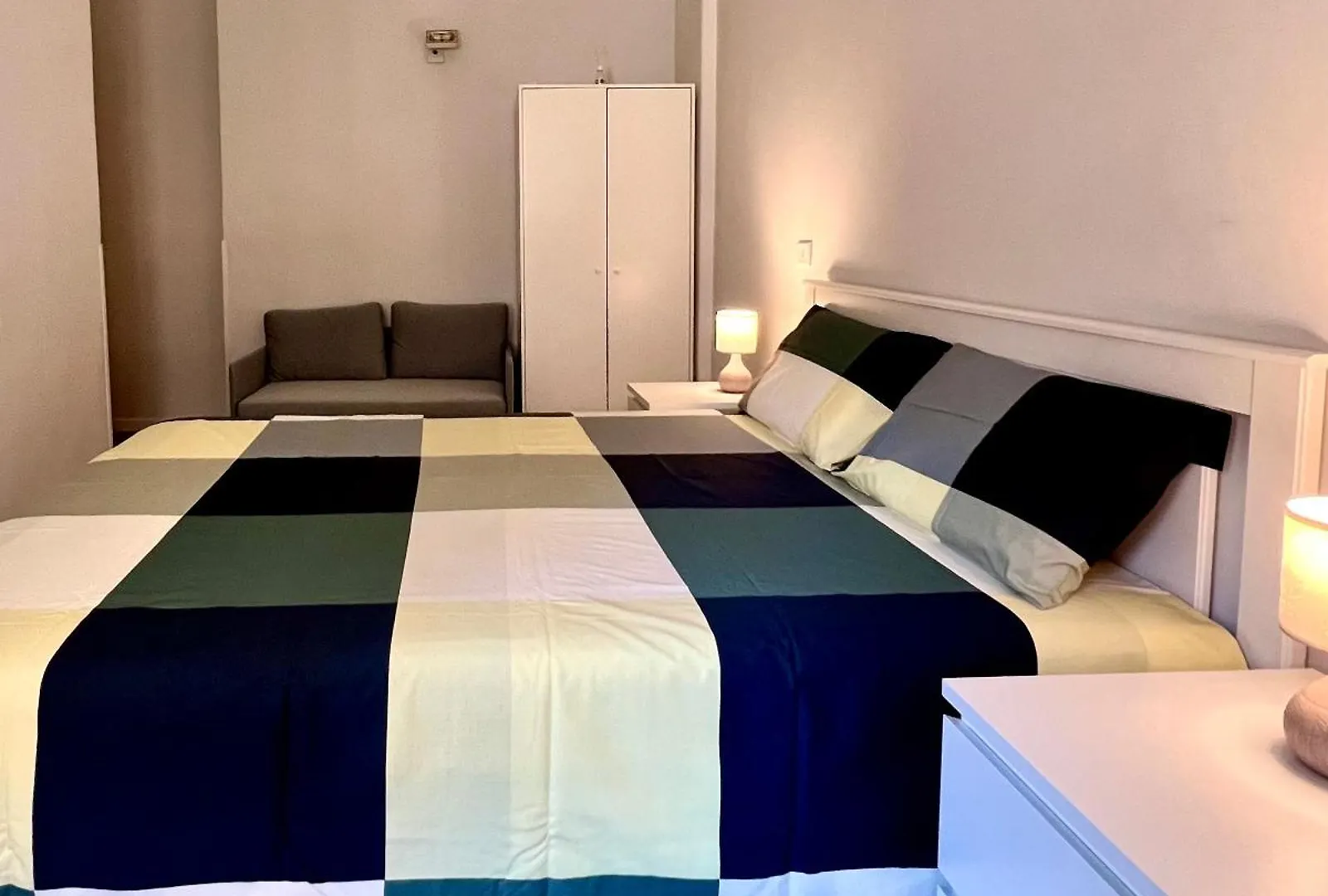 Lilia Charming Flat Apartment Rome